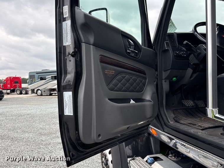 image for item YA2264 2023 International HX520 semi truck