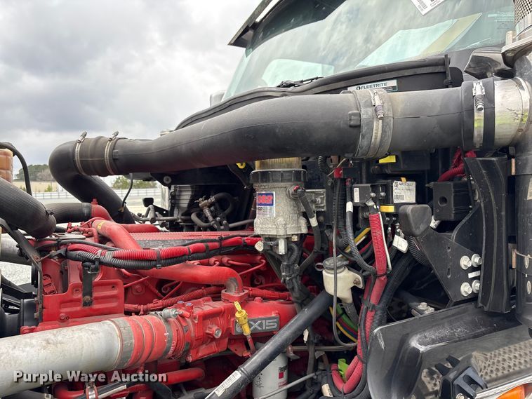 image for item YA2264 2023 International HX520 semi truck