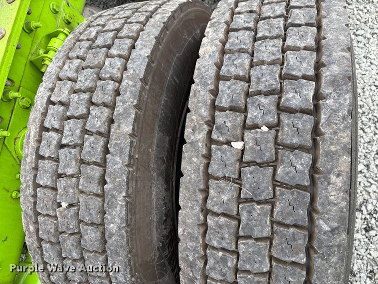 image for item YA2264 2023 International HX520 semi truck