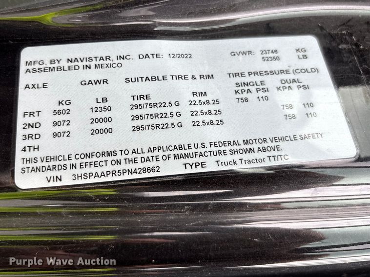 image for item YA2264 2023 International HX520 semi truck