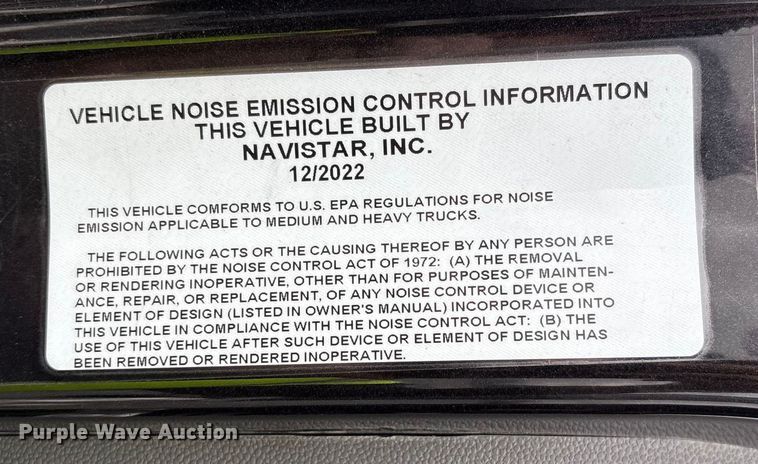 image for item YA2264 2023 International HX520 semi truck