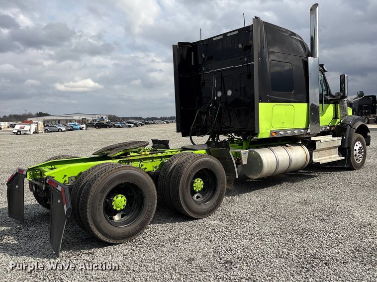 image for item YA2266 2023 International HX520 semi truck