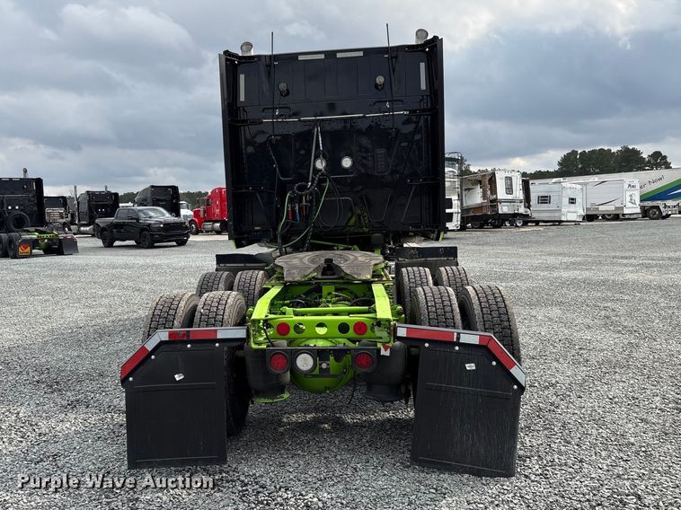 image for item YA2266 2023 International HX520 semi truck