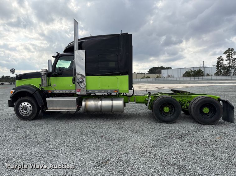 image for item YA2266 2023 International HX520 semi truck
