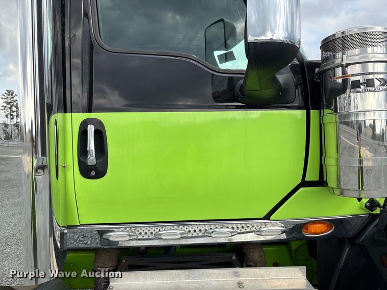 image for item YA2266 2023 International HX520 semi truck