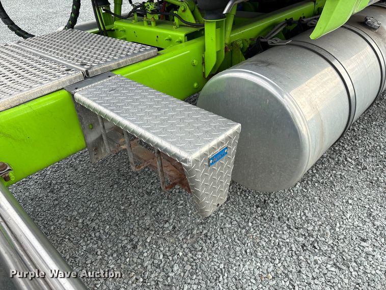 image for item YA2266 2023 International HX520 semi truck