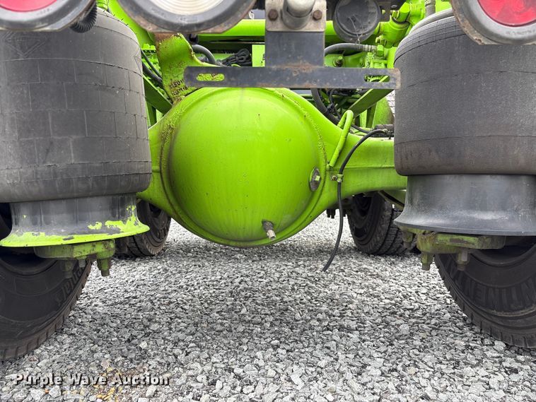 image for item YA2266 2023 International HX520 semi truck