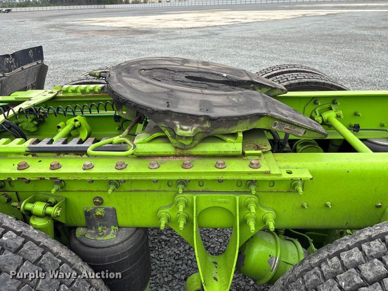 image for item YA2266 2023 International HX520 semi truck