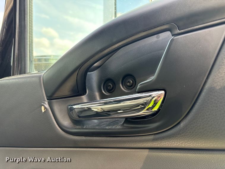 image for item YA2266 2023 International HX520 semi truck