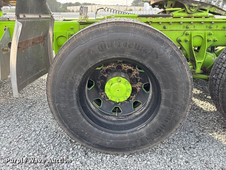 image for item YA2266 2023 International HX520 semi truck