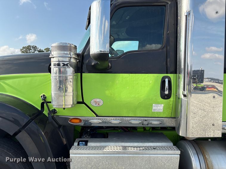 image for item YA2267 2023 International HX520 semi truck