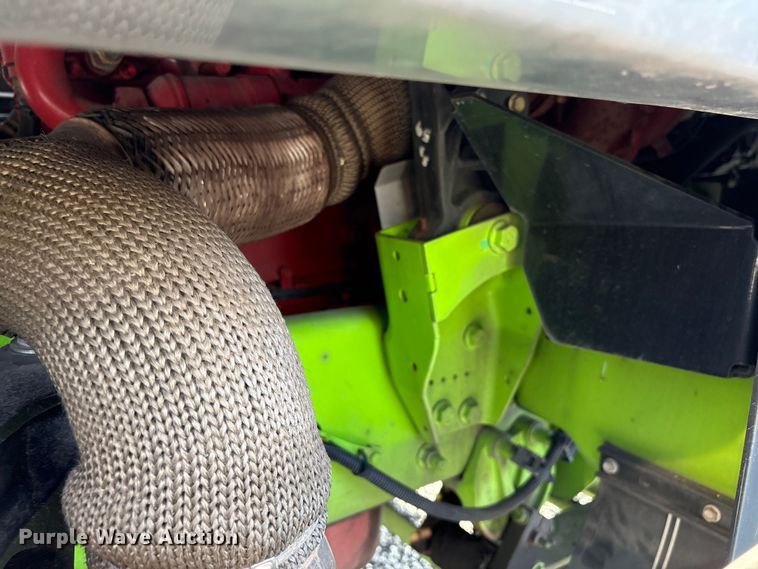 image for item YA2267 2023 International HX520 semi truck