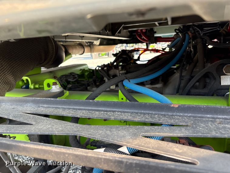 image for item YA2267 2023 International HX520 semi truck