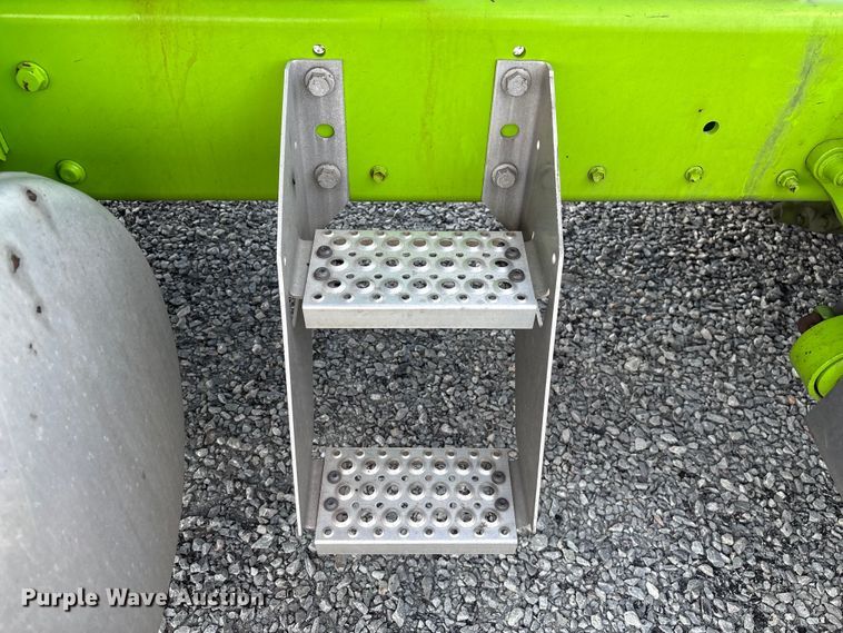 image for item YA2267 2023 International HX520 semi truck