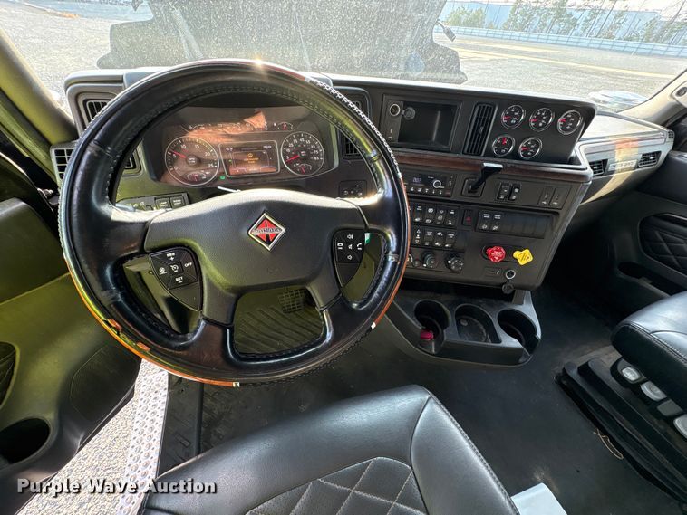 image for item YA2267 2023 International HX520 semi truck