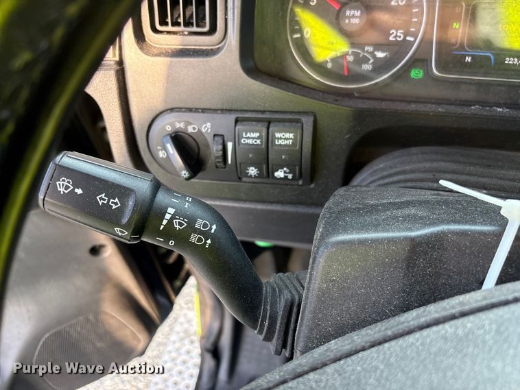 image for item YA2267 2023 International HX520 semi truck