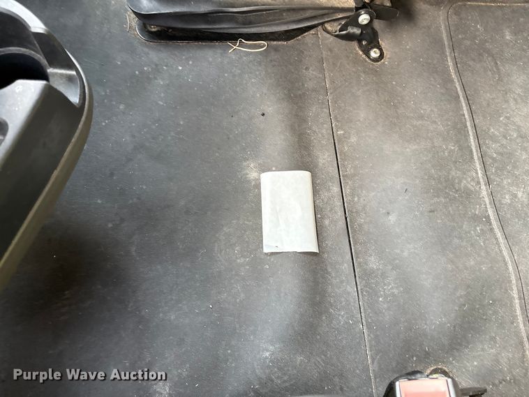 image for item YA2267 2023 International HX520 semi truck