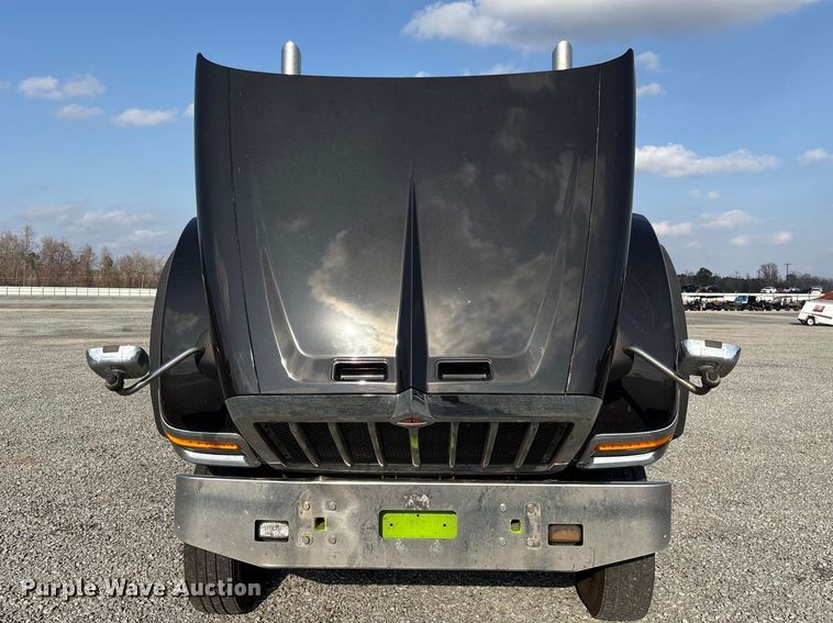 image for item YA2267 2023 International HX520 semi truck