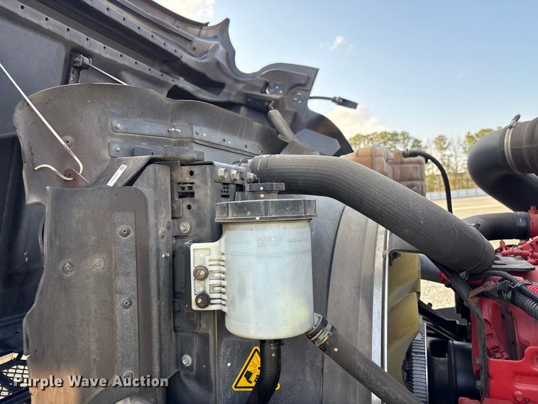 image for item YA2267 2023 International HX520 semi truck