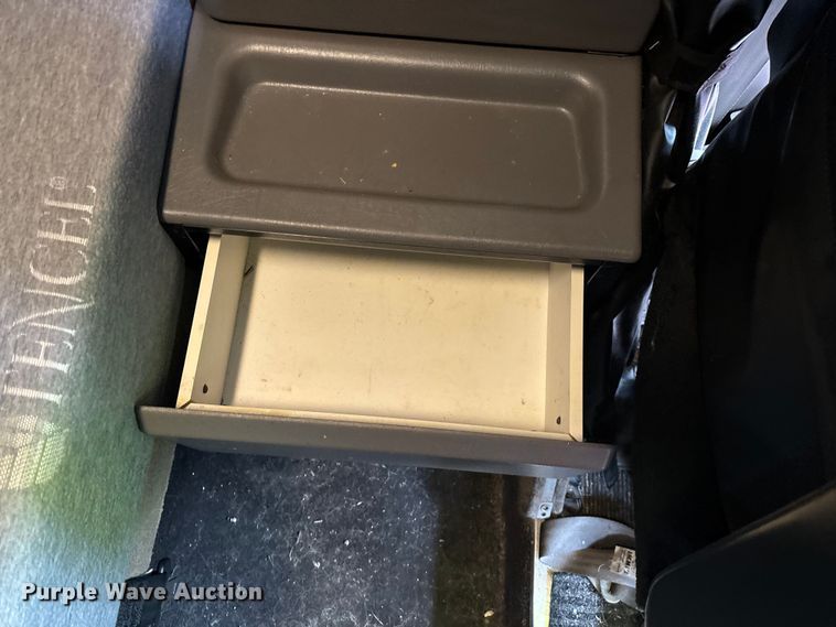 image for item YA2401 2019 Kenworth W900 semi truck