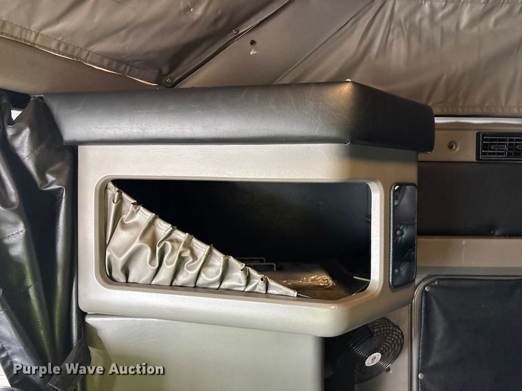 image for item YA2401 2019 Kenworth W900 semi truck