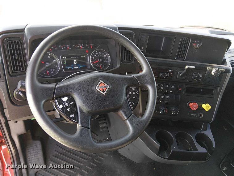 image for item YA2402 2019 International LT625 semi truck