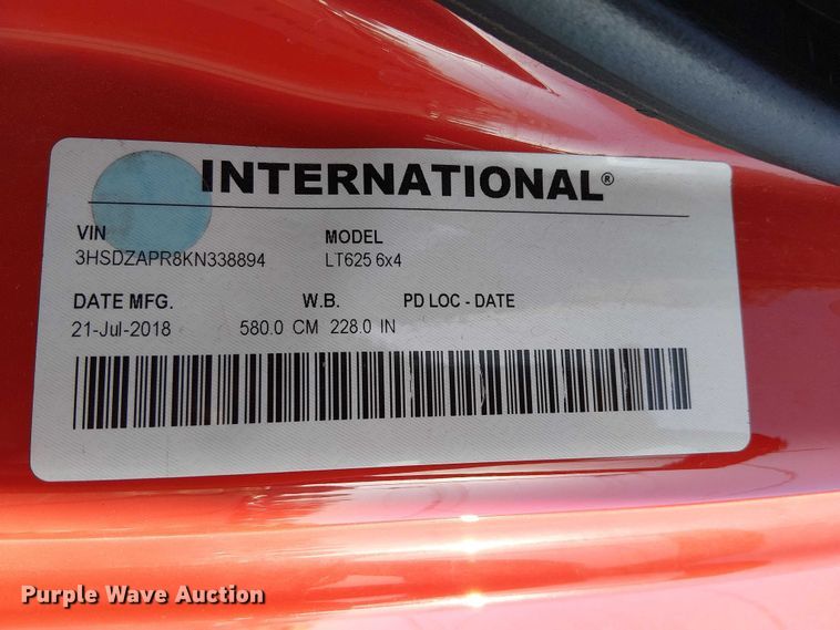 image for item YA2402 2019 International LT625 semi truck