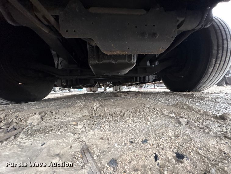 image for item YA2439 2019 Freightliner Cascadia semi truck