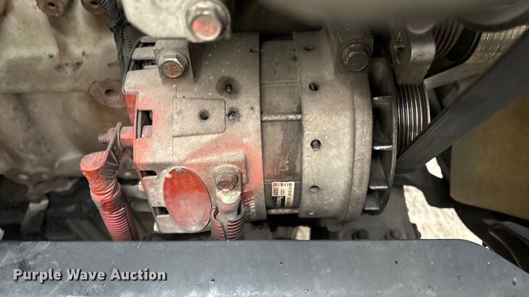 image for item YA2439 2019 Freightliner Cascadia semi truck