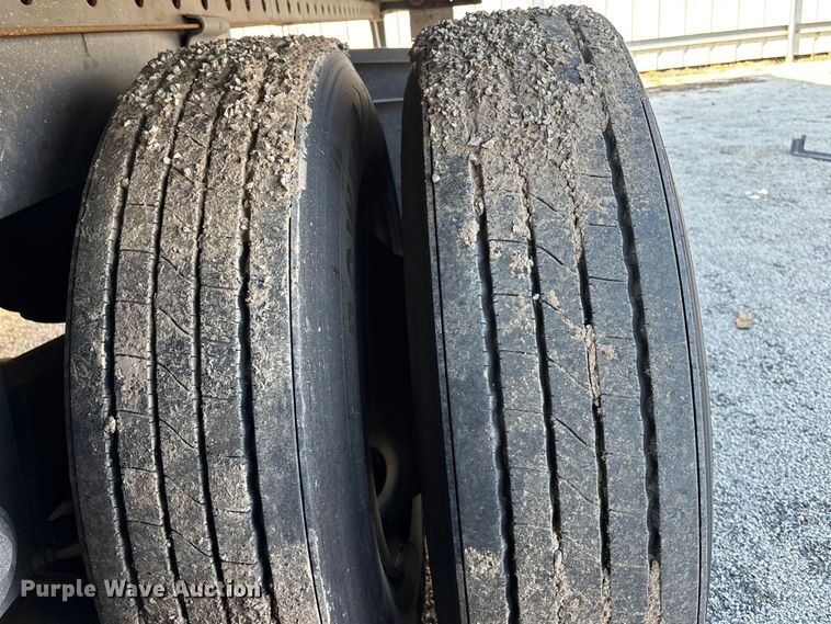 image for item YA2471 2023 Atro dry van trailer