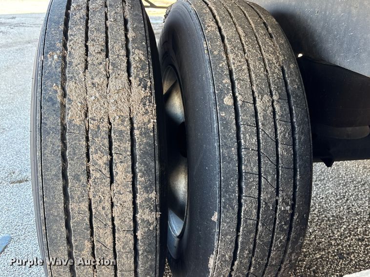 image for item YA2471 2023 Atro dry van trailer