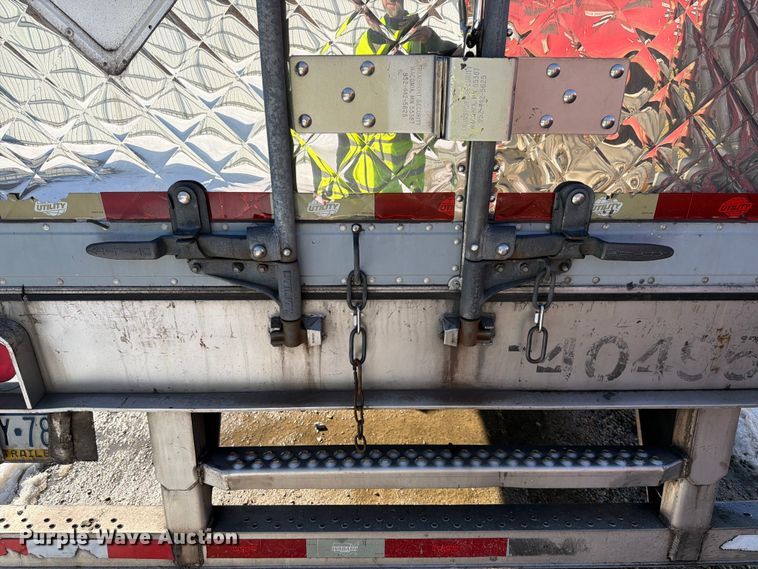 image for item YA2477 2014 Utility VS2RAP refrigerated van trailer