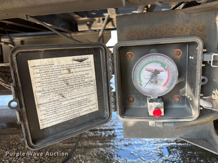 image for item YA2477 2014 Utility VS2RAP refrigerated van trailer