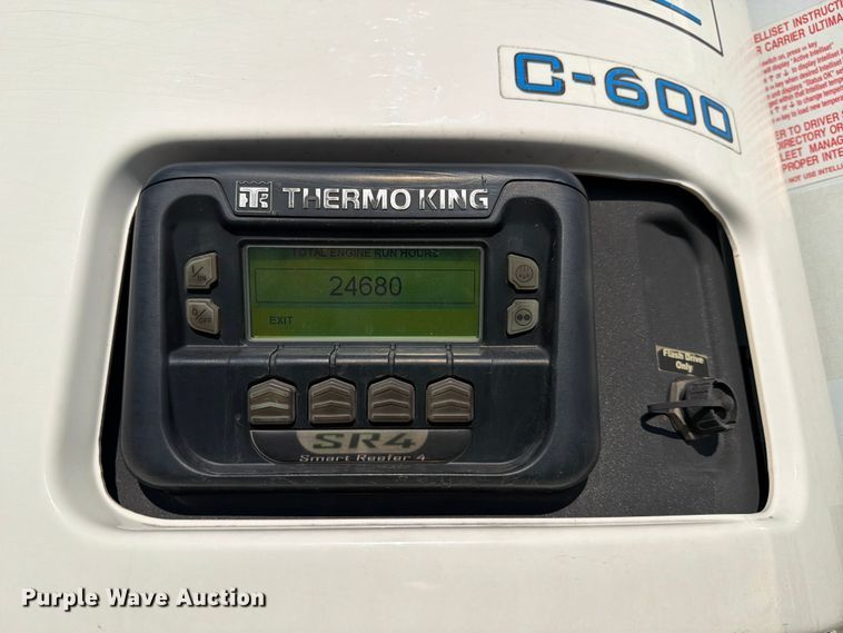 image for item YA2477 2014 Utility VS2RAP refrigerated van trailer