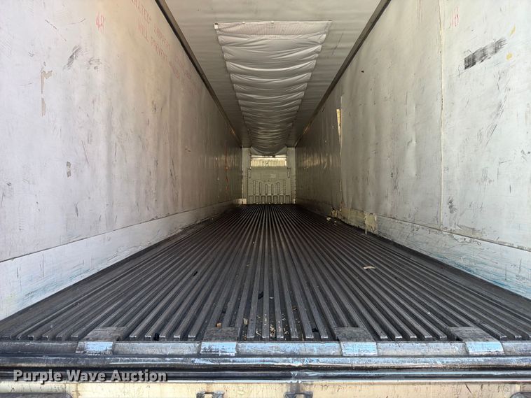 image for item YA2477 2014 Utility VS2RAP refrigerated van trailer