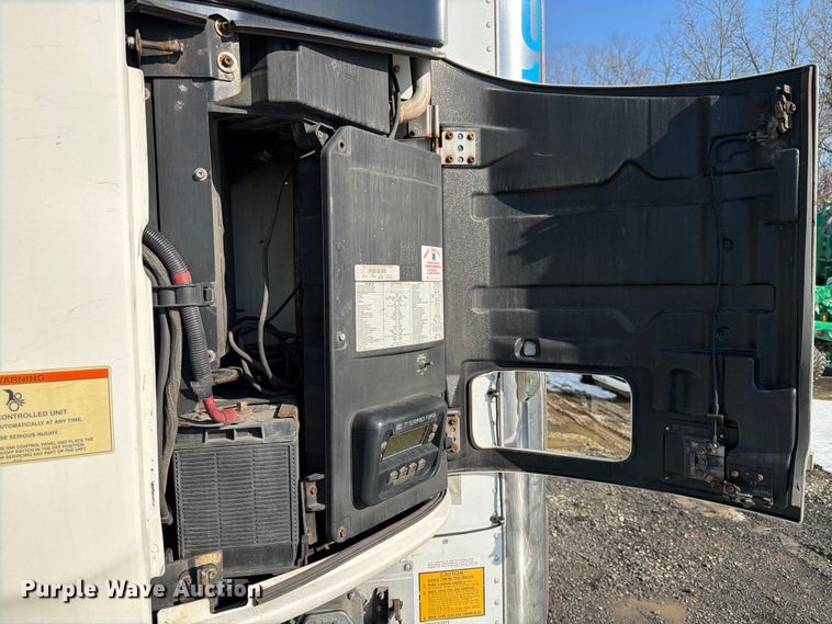 image for item YA2477 2014 Utility VS2RAP refrigerated van trailer
