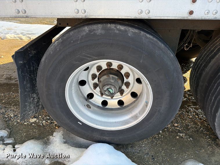 image for item YA2477 2014 Utility VS2RAP refrigerated van trailer