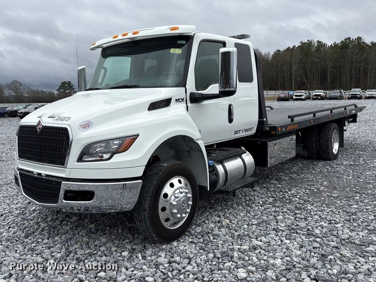 image for item YA2493 2025 International MV607 rollback truck