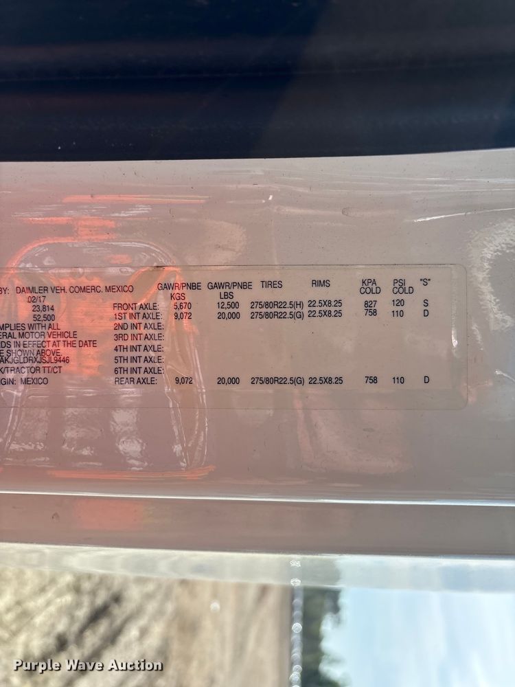 image for item YA2578 2018 Freightliner Cascadia semi truck