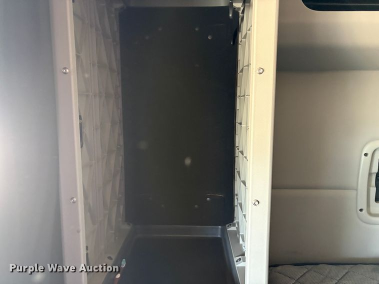 image for item YA2581 2020 Peterbilt 579 semi truck