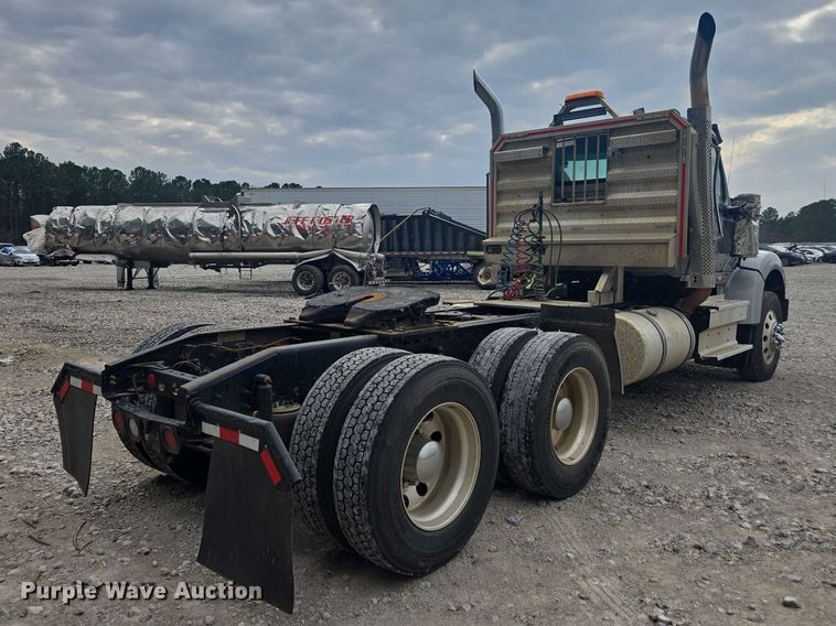 image for item YA2583 2024 International HX520 semi truck