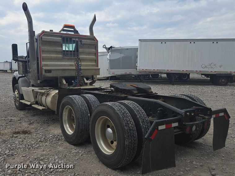 image for item YA2583 2024 International HX520 semi truck