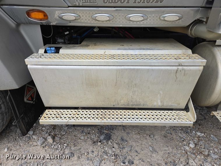 image for item YA2583 2024 International HX520 semi truck