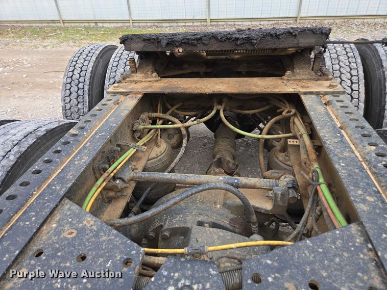 image for item YA2583 2024 International HX520 semi truck