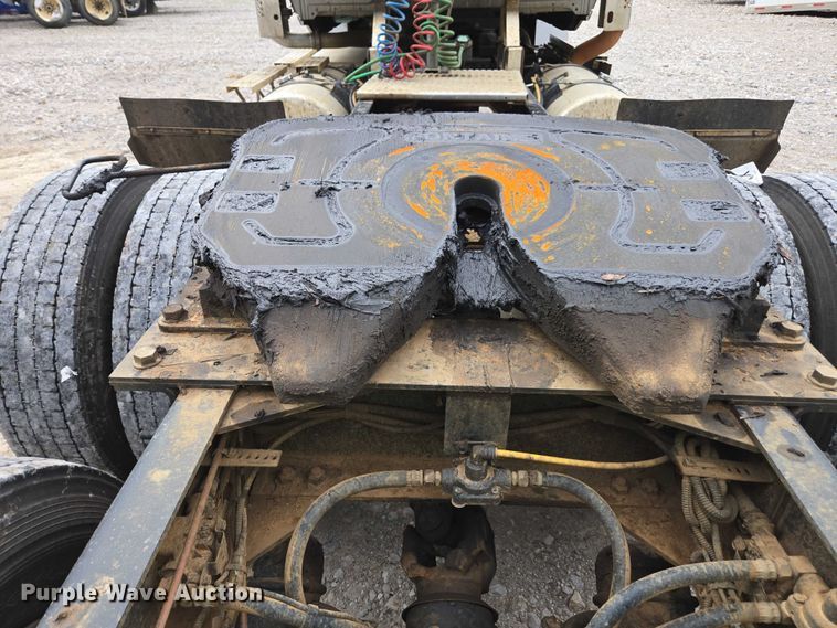 image for item YA2583 2024 International HX520 semi truck