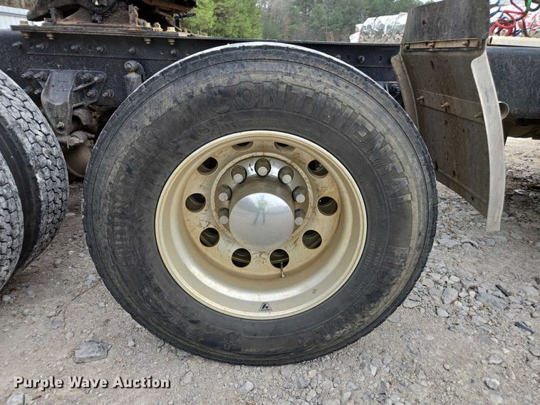 image for item YA2583 2024 International HX520 semi truck