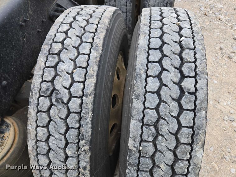 image for item YA2583 2024 International HX520 semi truck