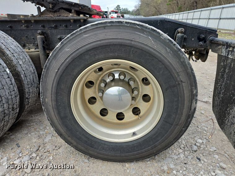 image for item YA2583 2024 International HX520 semi truck