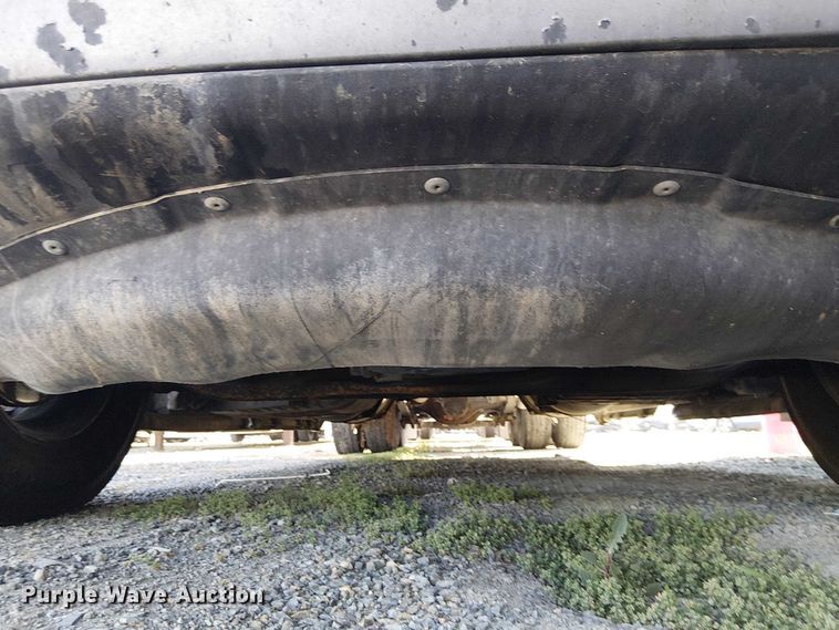 image for item YA2590 2017 Freightliner Cascadia 125 semi truck