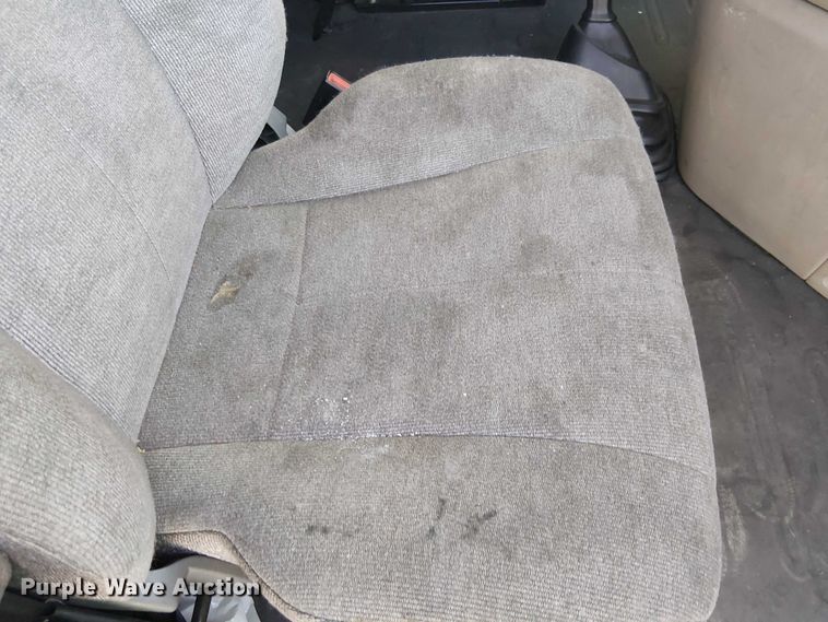 image for item YA2590 2017 Freightliner Cascadia 125 semi truck